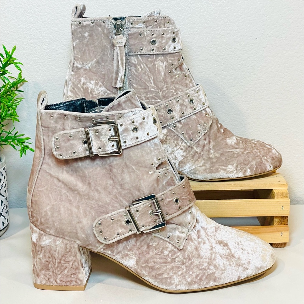 Rebecca Minkoff “Logan” Crushed Velvet Light Blush Dusty Rose Ankle Boots | NWT